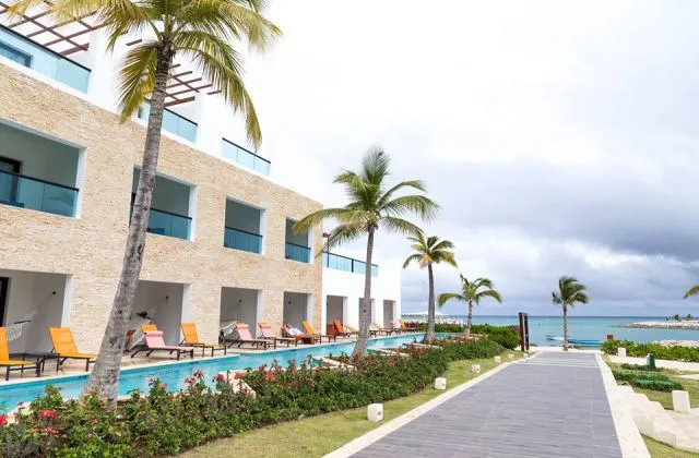 AlSol Tiara Cap Cana suite luxe piscine
